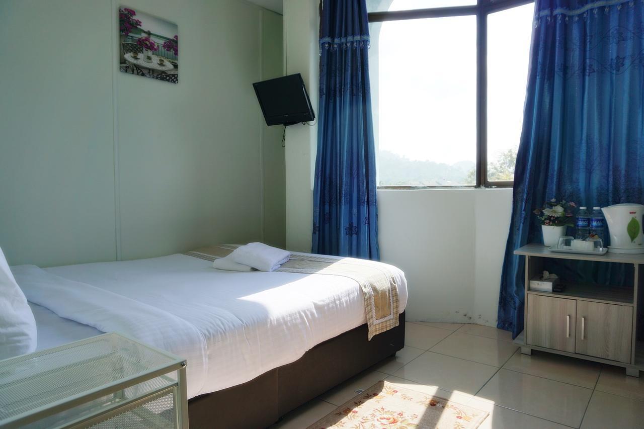 Milvus Hotel Kuah Exterior photo